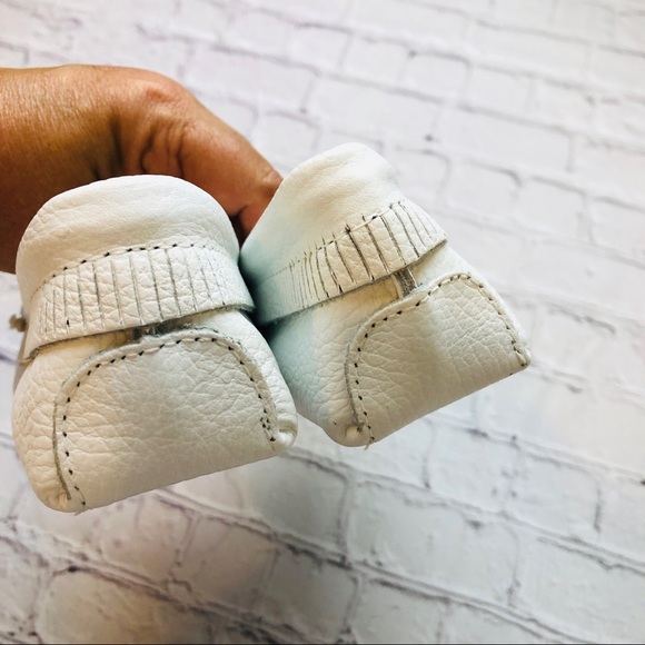 Minnetonka Thunderbird beaded eagle leather moc 8 - Picture 5 of 8